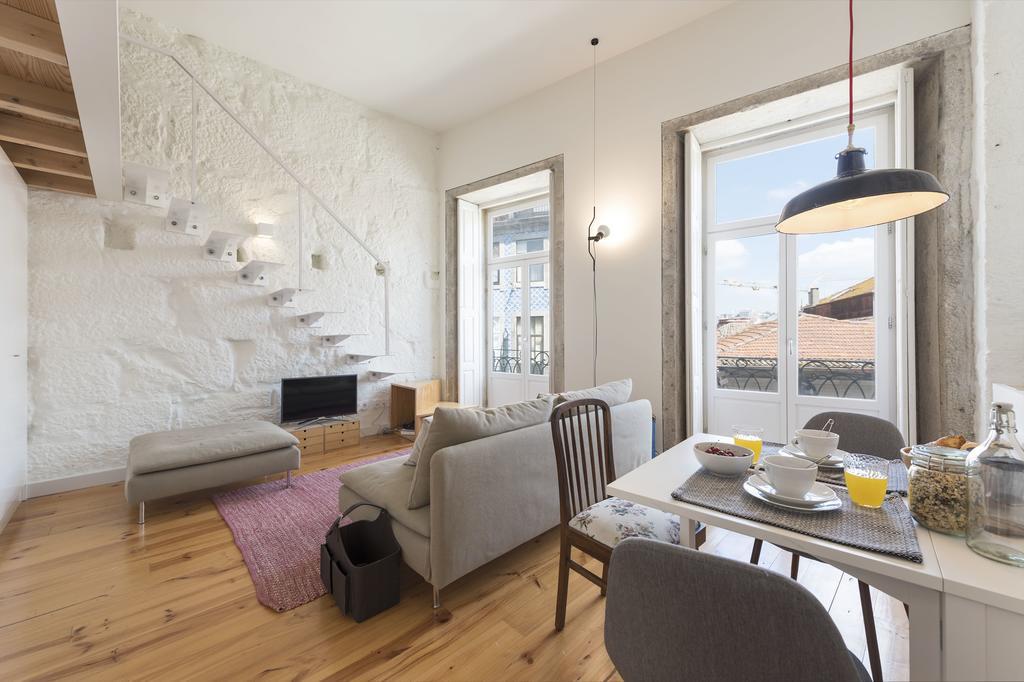 Lovelystay - Cativo Mezzanine Studio Porto Exterior photo